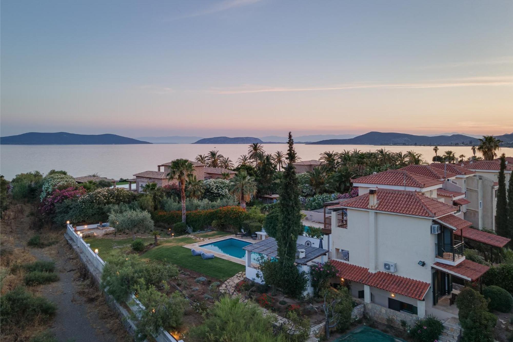 Villa Nefeli Thermisía Екстериор снимка